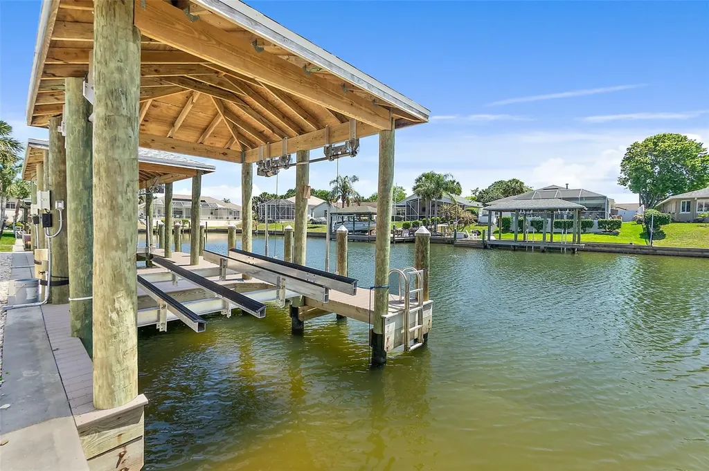 9 Collingville Court Palm Coast FL 32137