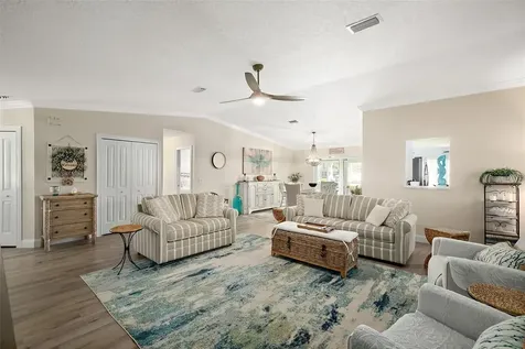 9 Collingville Court Palm Coast FL 32137