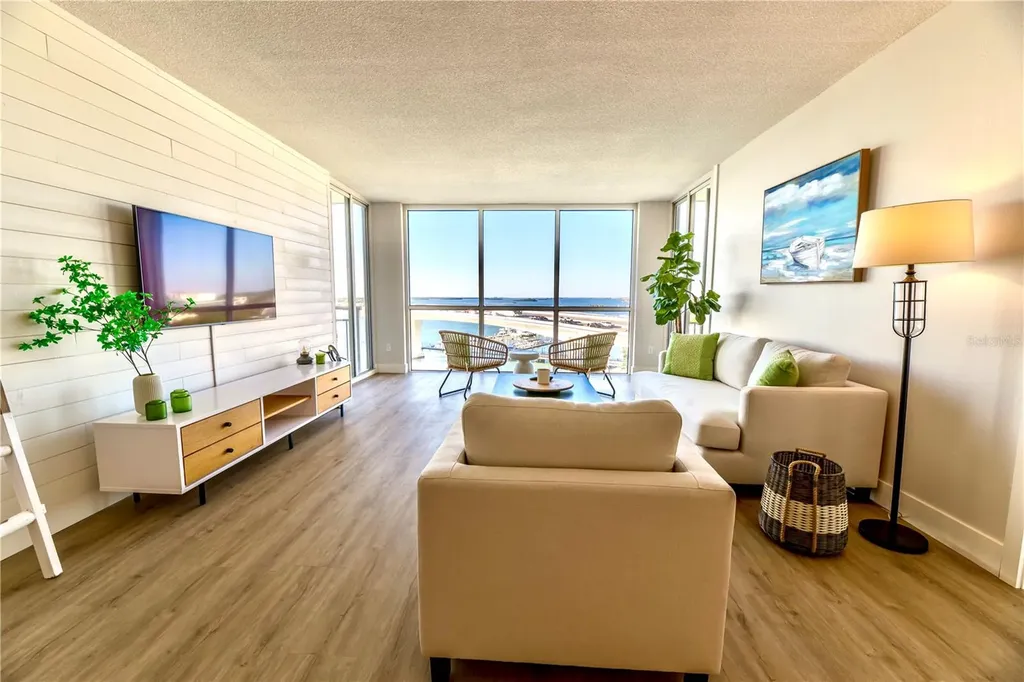 100 Pierce Street Clearwater FL 33756