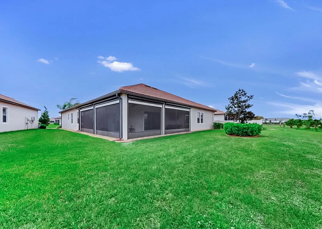 5319 Windy Grove Drive Wimauma FL 33598
