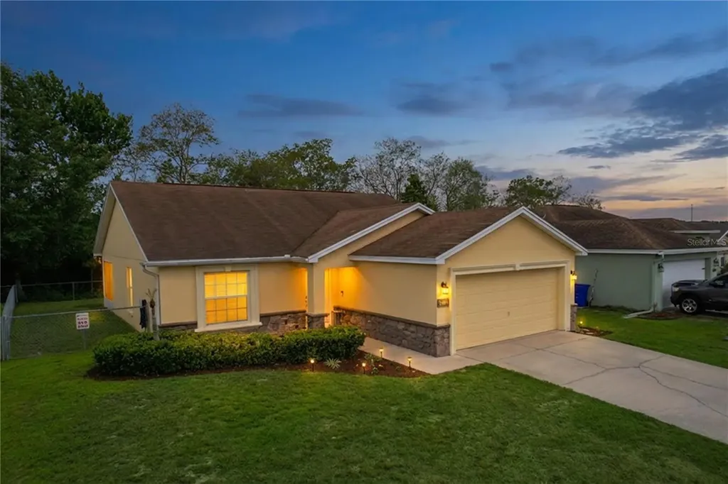3660 Sandhill Crane Drive Lakeland FL 33811
