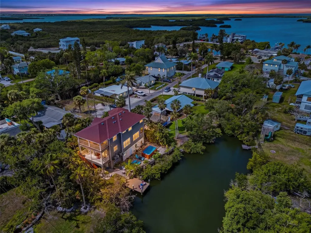 28 Michiana Drive Terra Ceia FL 34250