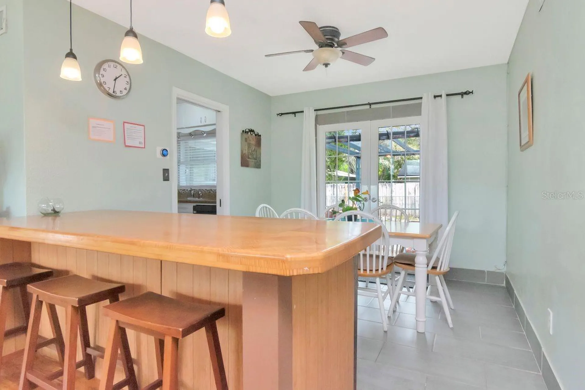 305 Baker Avenue Clearwater FL 33755