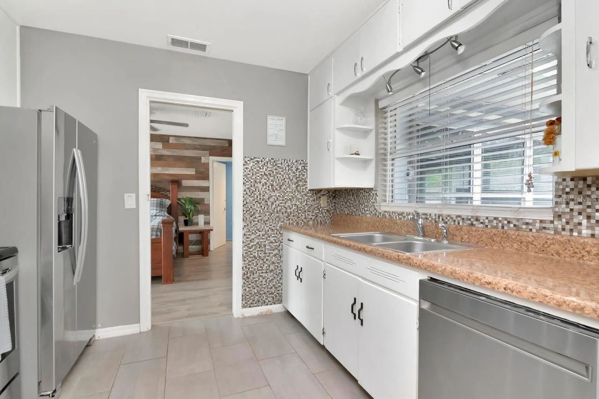305 Baker Avenue Clearwater FL 33755