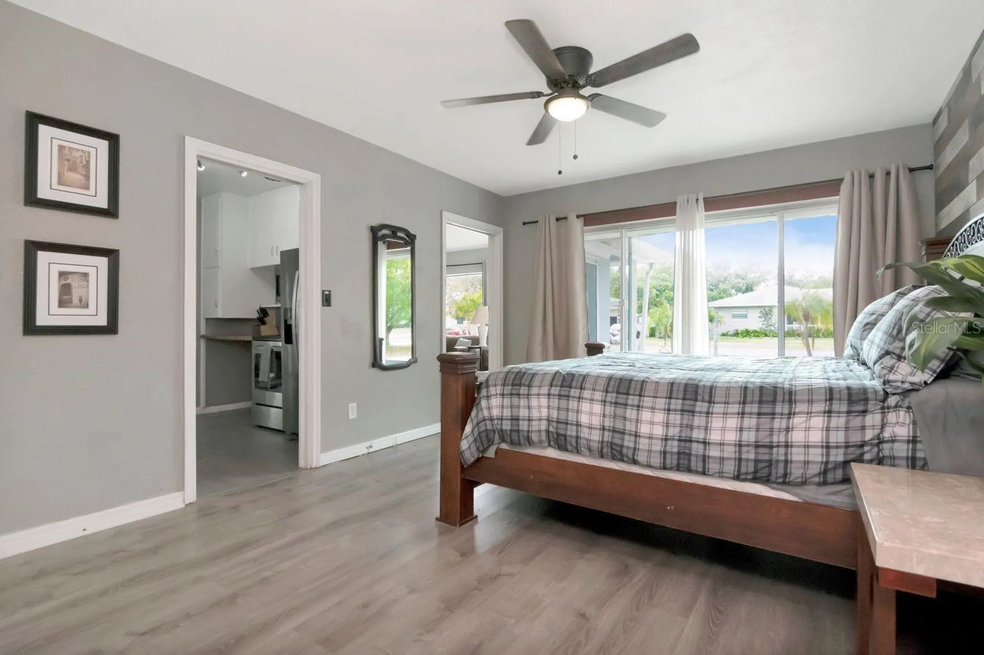 305 Baker Avenue Clearwater FL 33755