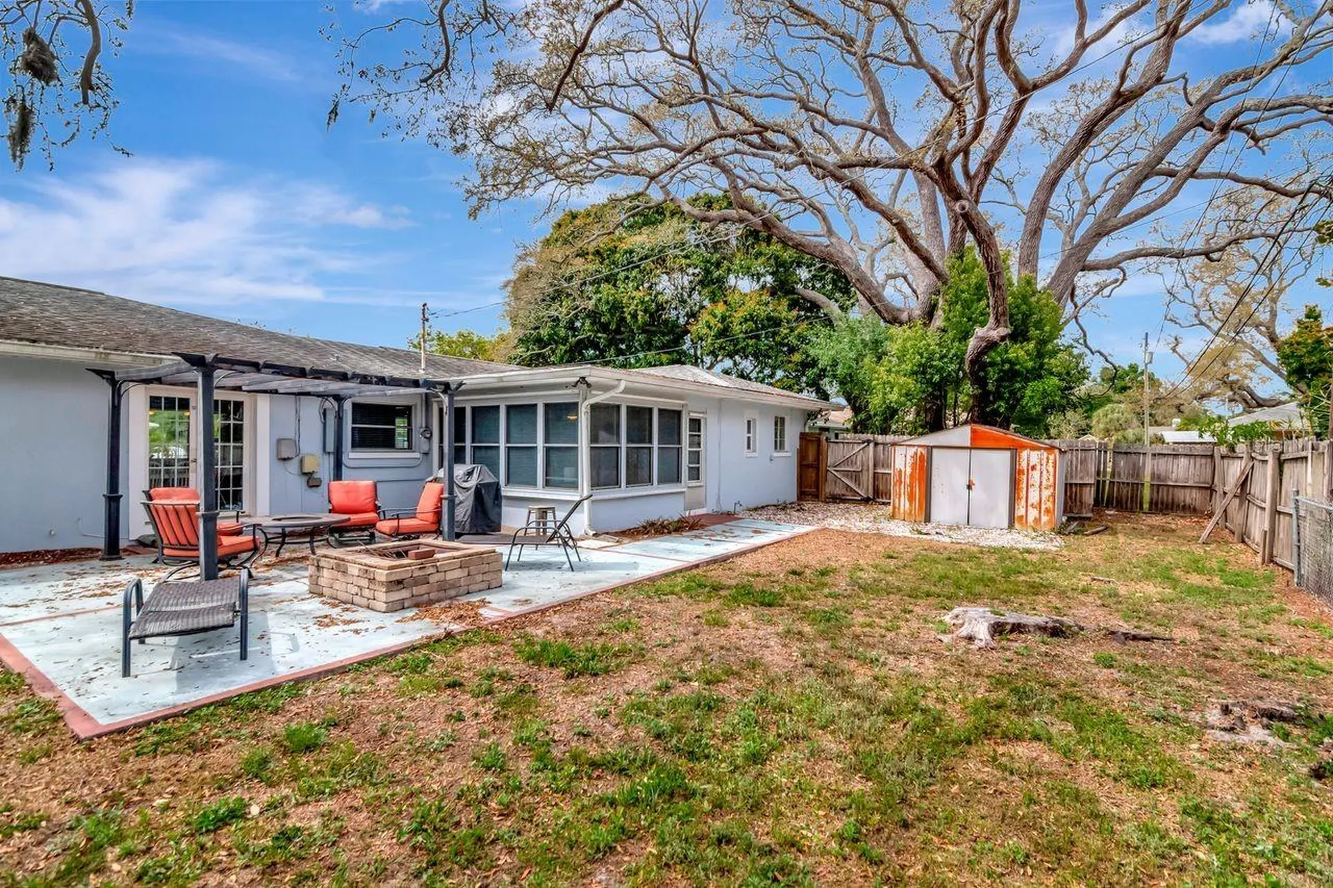 305 Baker Avenue Clearwater FL 33755