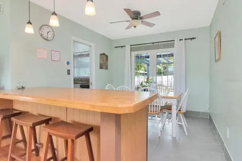 305 Baker Avenue Clearwater FL 33755