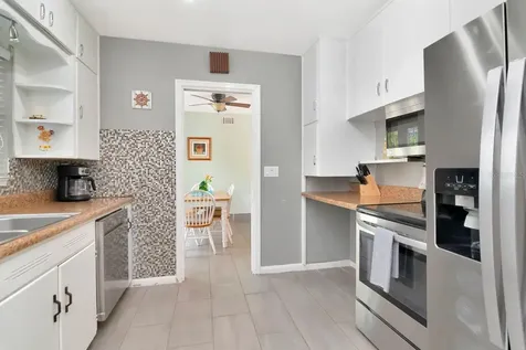 305 Baker Avenue Clearwater FL 33755