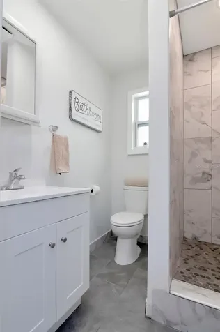 305 Baker Avenue Clearwater FL 33755