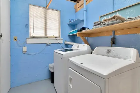 305 Baker Avenue Clearwater FL 33755