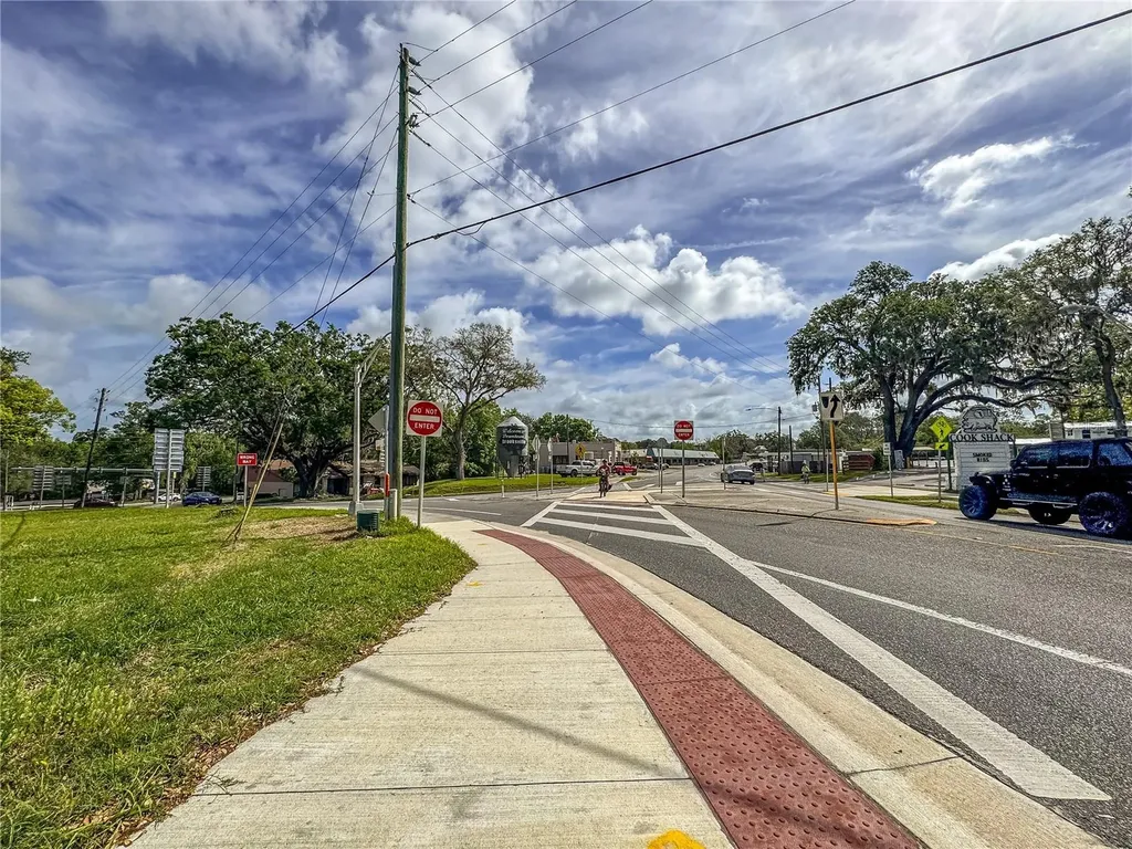 615 Old Hospital Drive Brooksville FL 34601