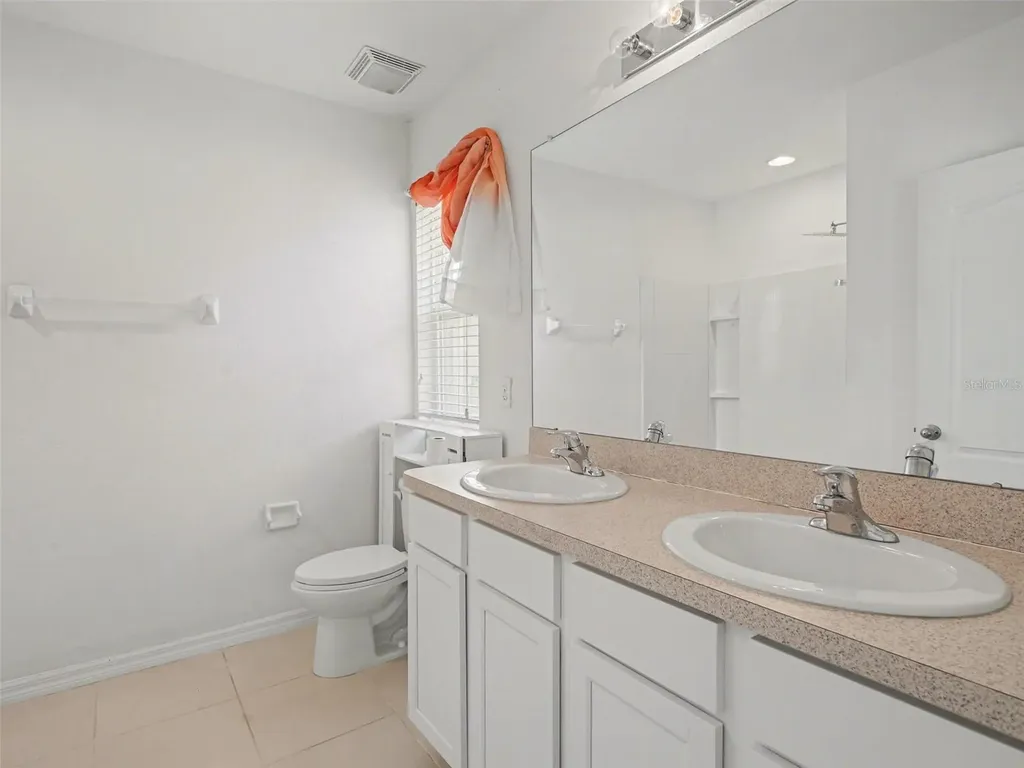 5268 11th Street E Bradenton FL 34203