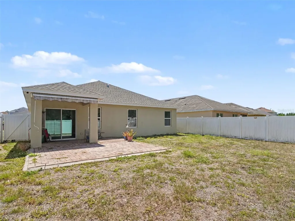 5268 11th Street E Bradenton FL 34203