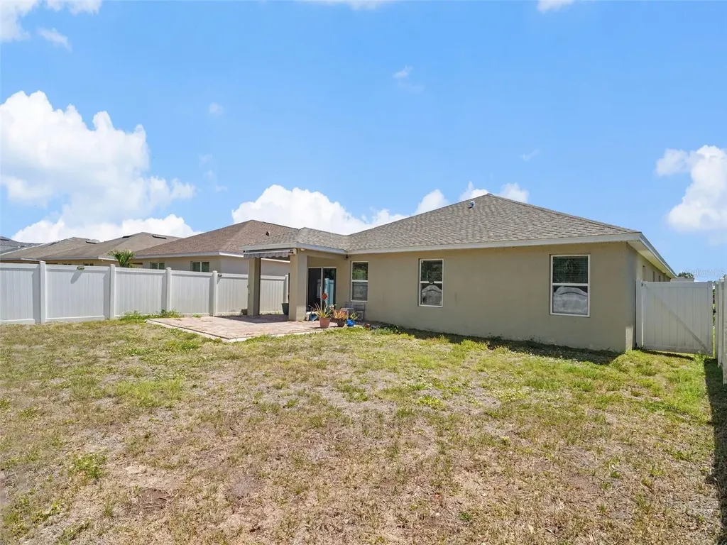 5268 11th Street E Bradenton FL 34203