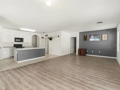 5268 11th Street E Bradenton FL 34203