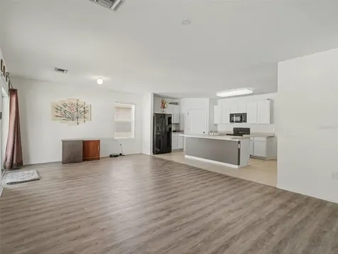 5268 11th Street E Bradenton FL 34203