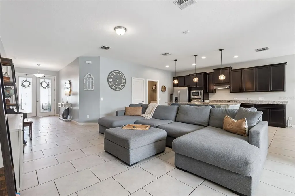 1725 Reflection Lane St Cloud FL 34771