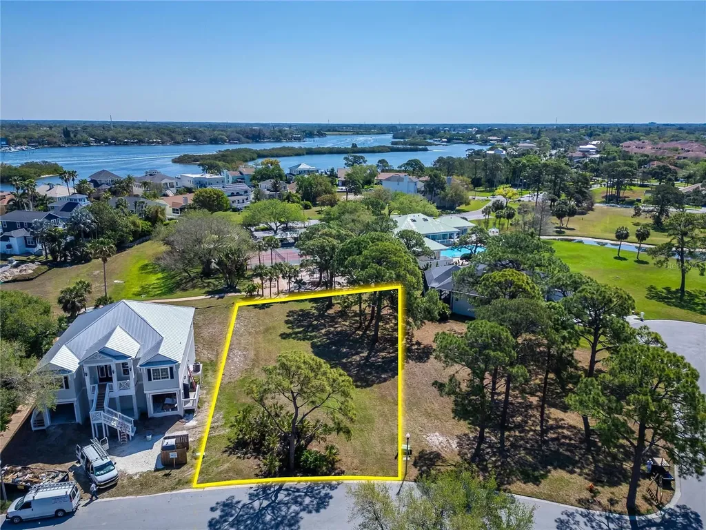 Harbour Watch Drive Tarpon Springs FL 34689