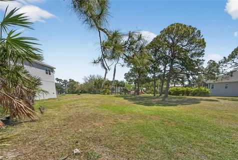 Harbour Watch Drive Tarpon Springs FL 34689