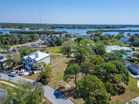 Harbour Watch Drive Tarpon Springs FL 34689