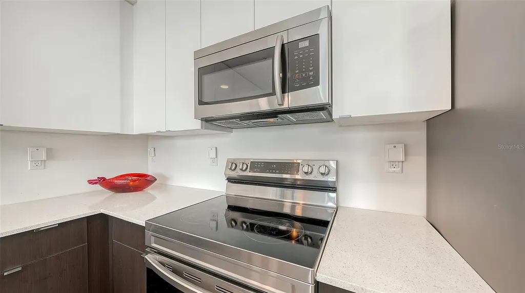 1709 N Tamiami Trail Sarasota FL 34234