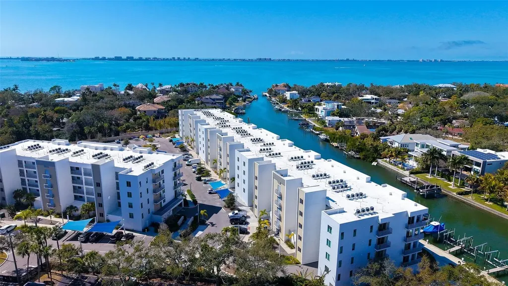 1709 N Tamiami Trail Sarasota FL 34234