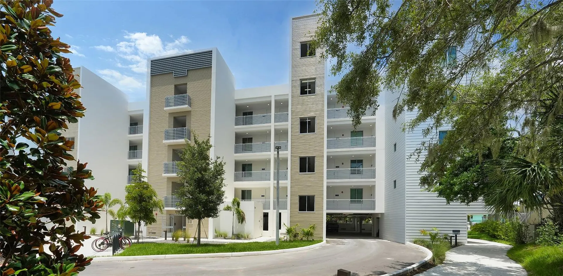 1709 N Tamiami Trail Sarasota FL 34234