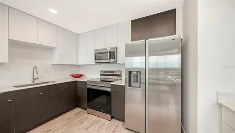 1709 N Tamiami Trail Sarasota FL 34234