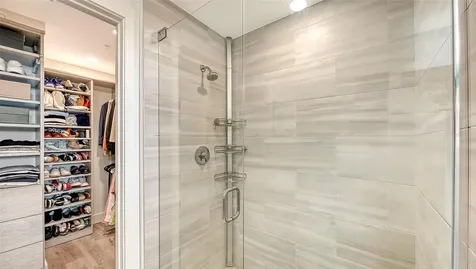 1709 N Tamiami Trail Sarasota FL 34234