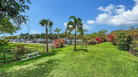 1709 N Tamiami Trail Sarasota FL 34234