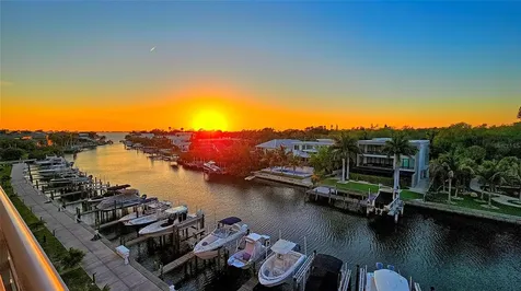 1709 N Tamiami Trail Sarasota FL 34234