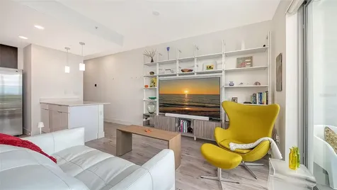 1709 N Tamiami Trail Sarasota FL 34234