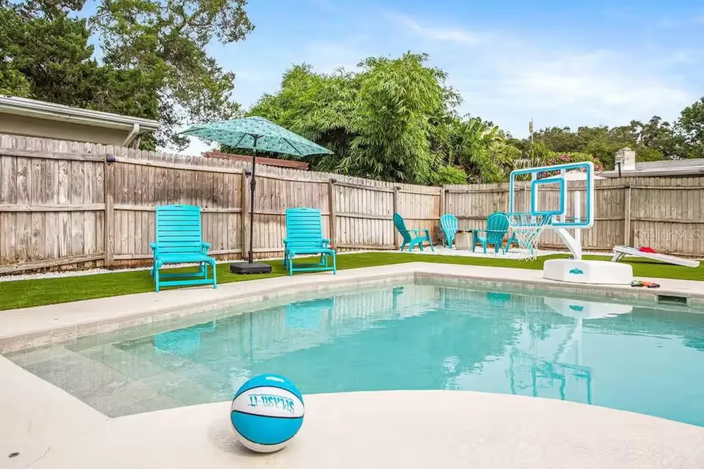 12931 127th Avenue Largo FL 33774