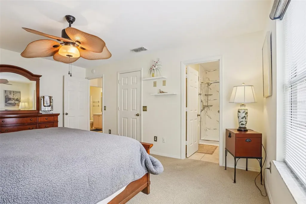 456 Hildalgo Drive The Villages FL 32159