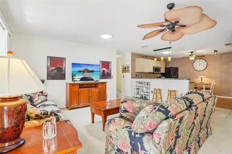 456 Hildalgo Drive The Villages FL 32159