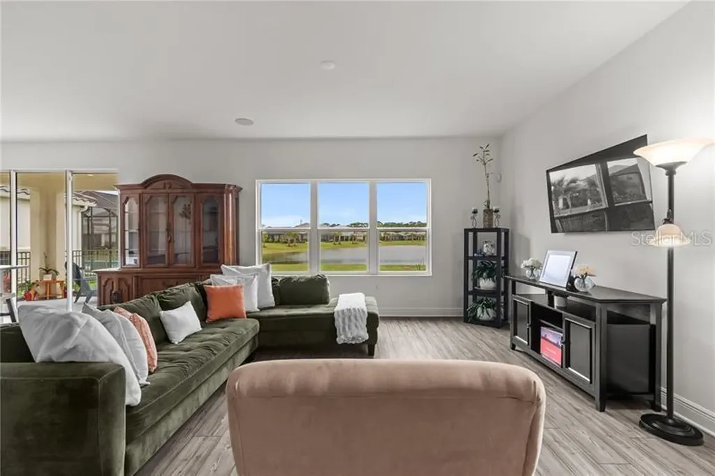 9924 Crystal Isle Circle Sarasota FL 34241