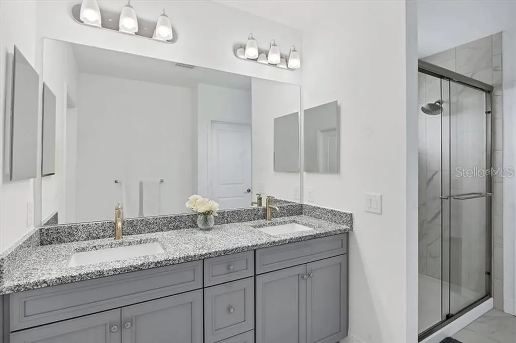 9924 Crystal Isle Circle Sarasota FL 34241