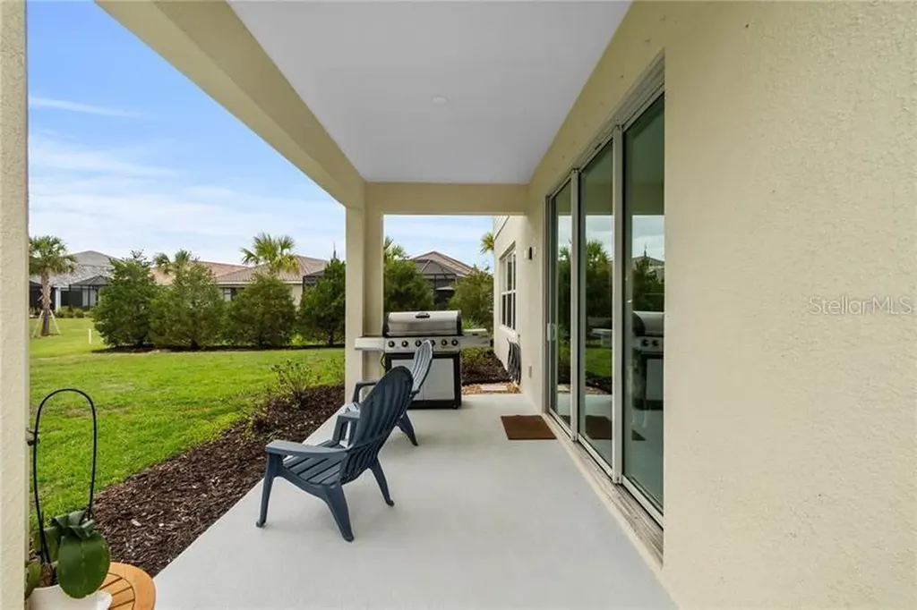 9924 Crystal Isle Circle Sarasota FL 34241