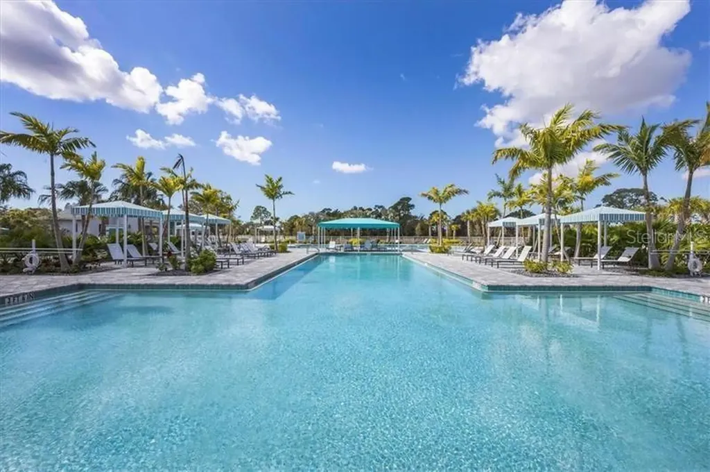 9924 Crystal Isle Circle Sarasota FL 34241