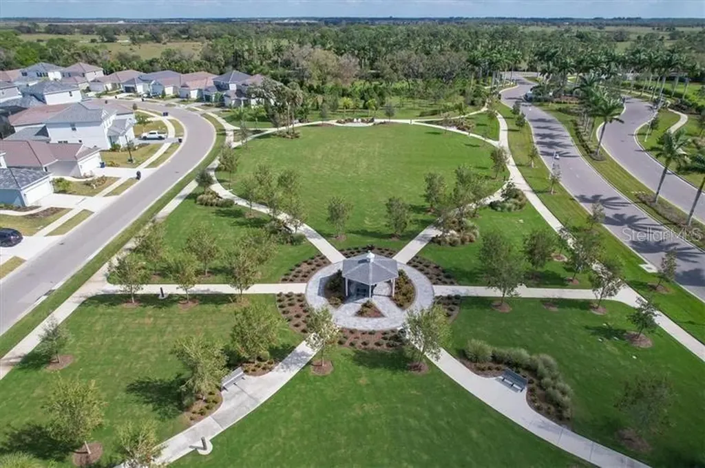 9924 Crystal Isle Circle Sarasota FL 34241