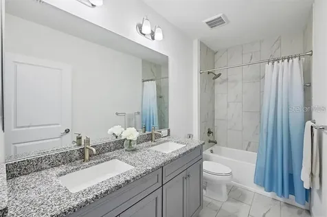 9924 Crystal Isle Circle Sarasota FL 34241