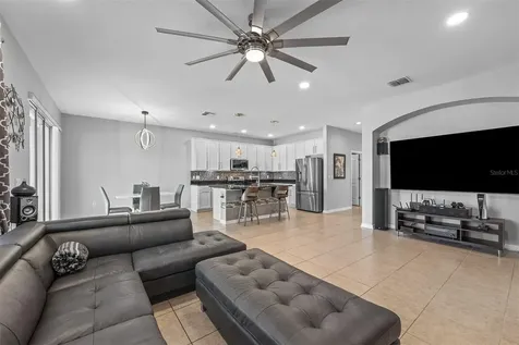 613 Cortona Drive Orlando FL 32828