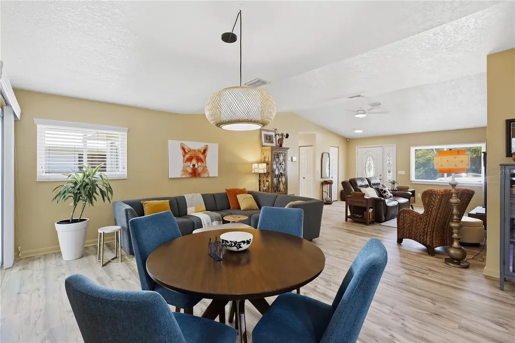 16 Cedardale Court Palm Coast FL 32137