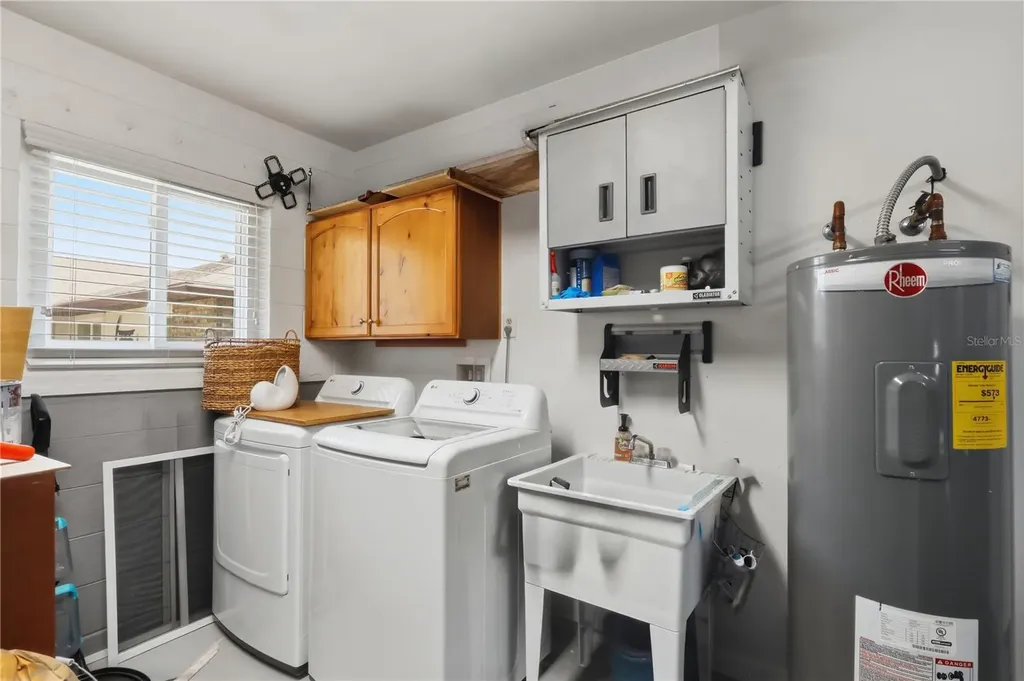 16 Cedardale Court Palm Coast FL 32137