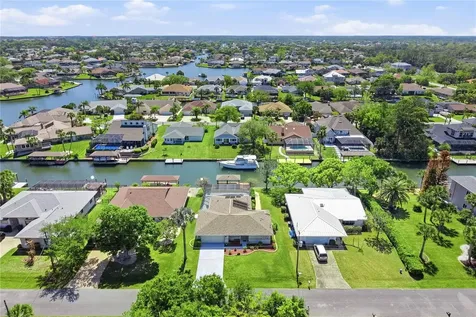 16 Cedardale Court Palm Coast FL 32137