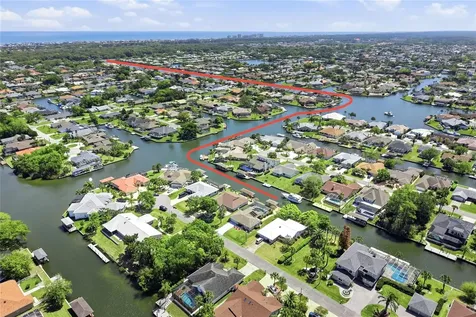 16 Cedardale Court Palm Coast FL 32137