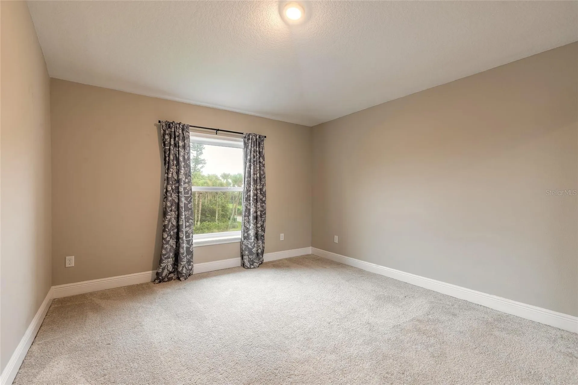 Daytona Beach Shores FL 32118