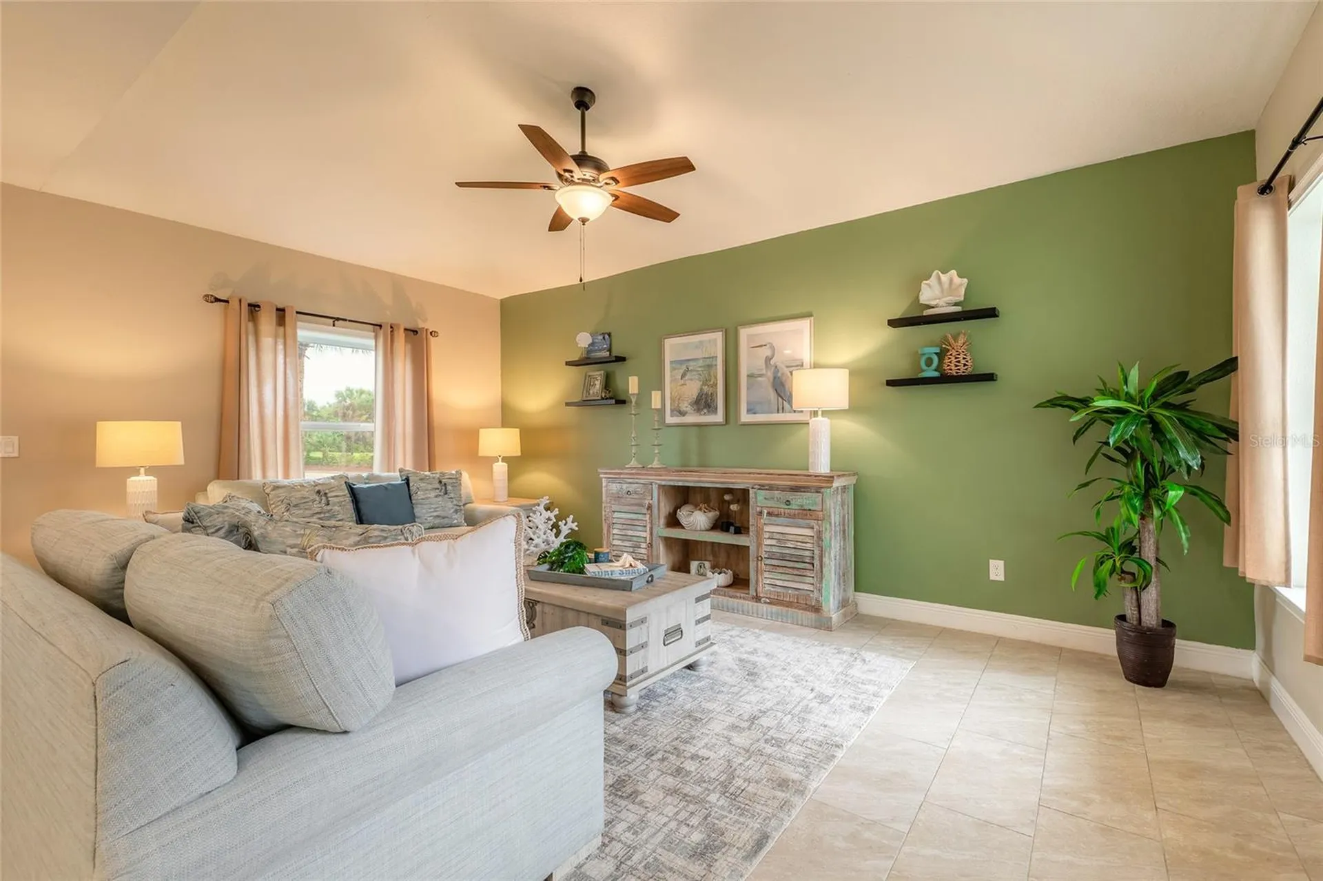 Daytona Beach Shores FL 32118