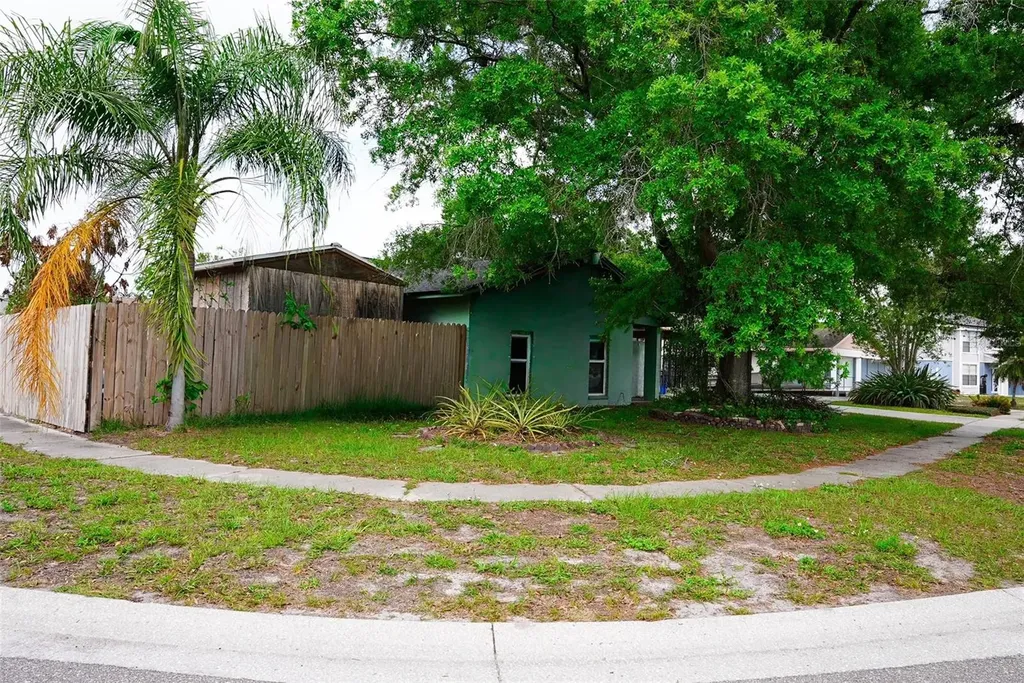 12422 Cardiff Drive Tampa FL 33625
