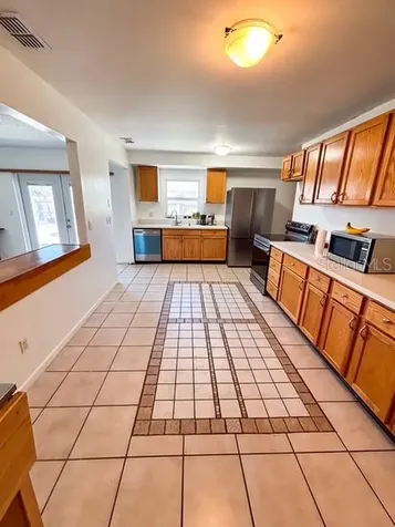 12422 Cardiff Drive Tampa FL 33625